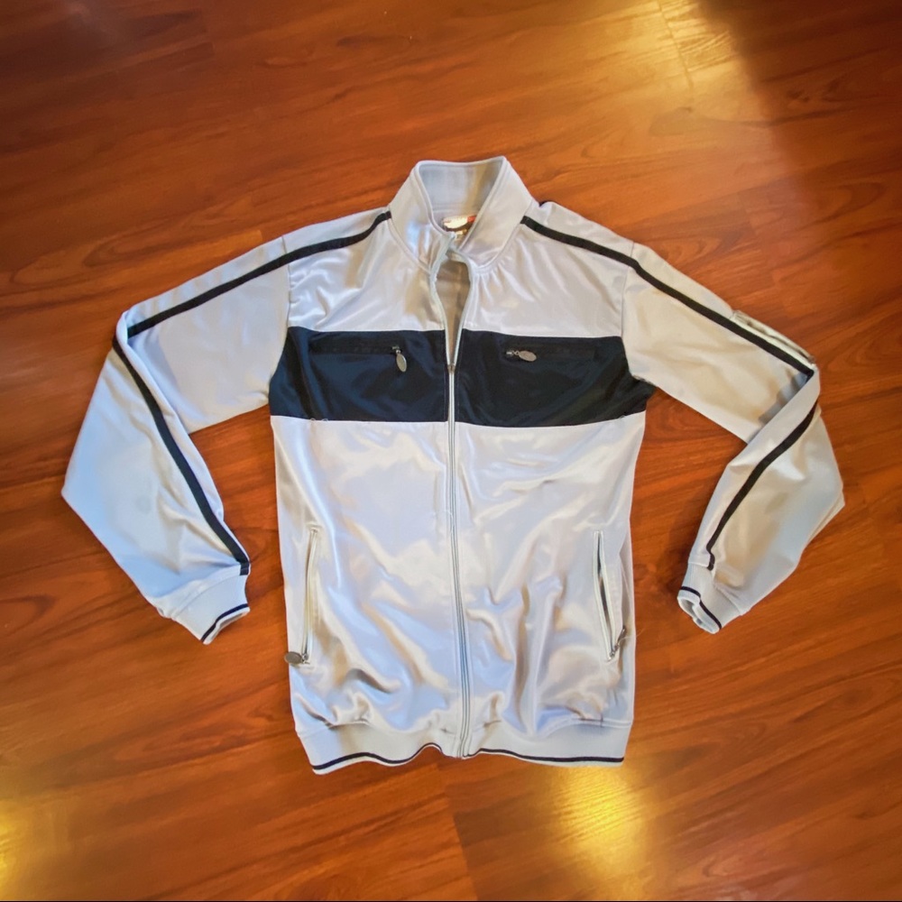 Light Women’s Jacket